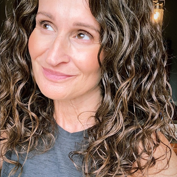 Meet your Posher, Lisa - Picture 6 of 8